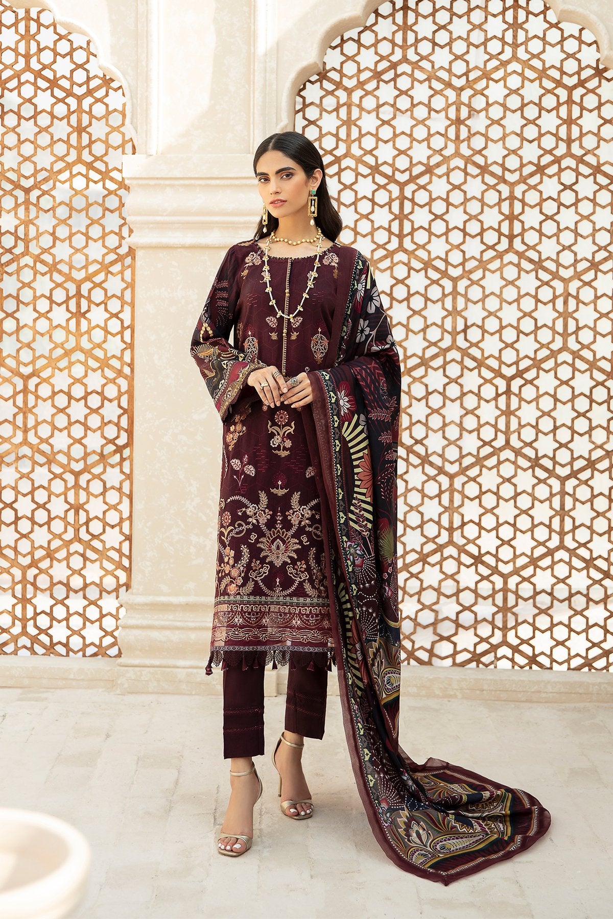 FARASHA LINEN EMBROIDERED'21 - Garnet