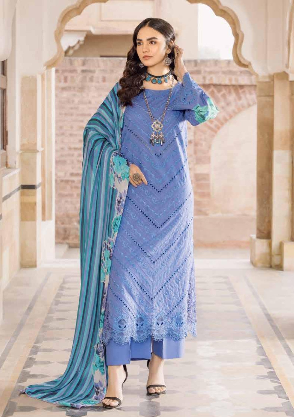Charizma - Andaaz Luxury Lawn Embroidered Collection'25 - CAD25 - 01