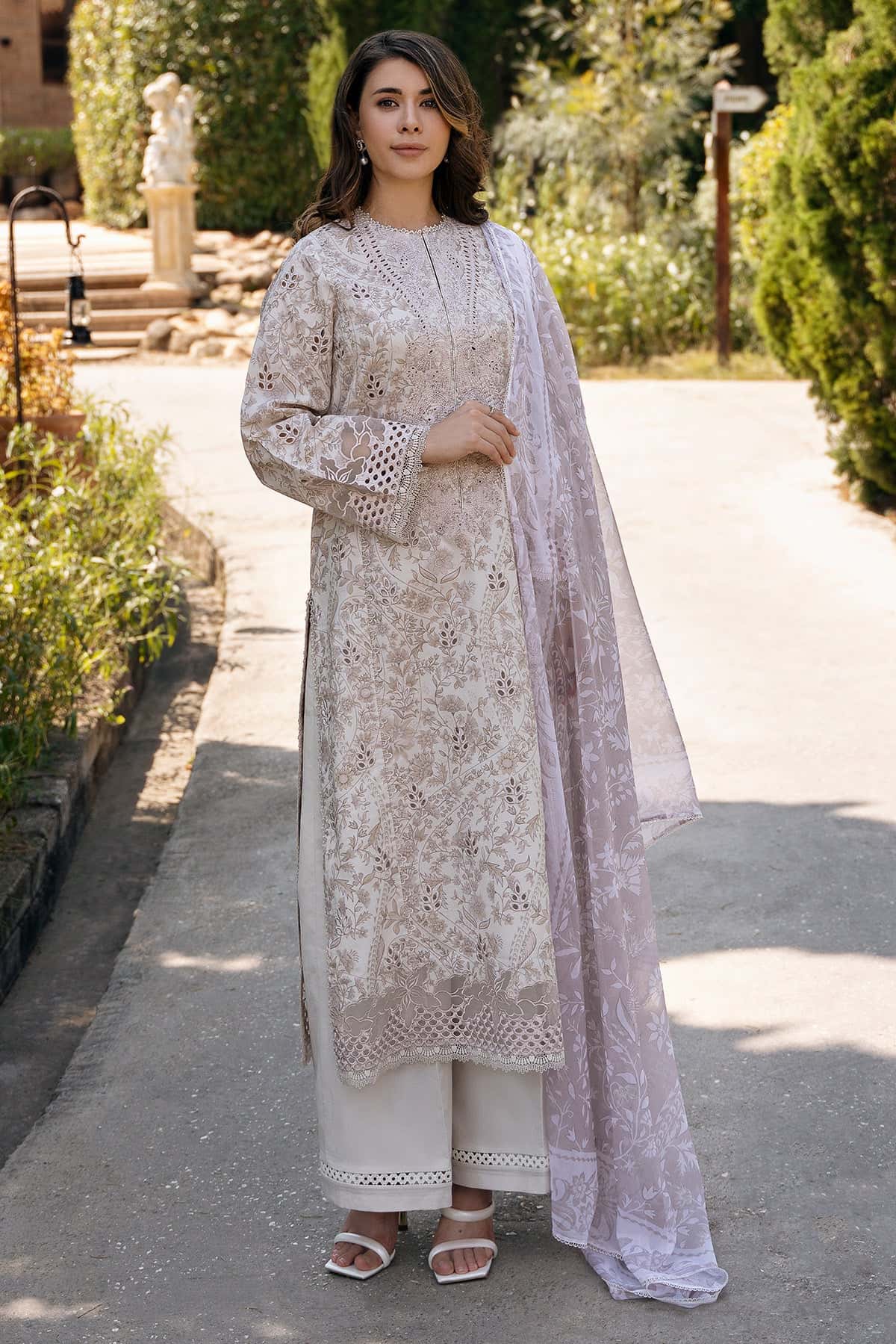 Afrozeh Embroidered Lawn Suit Unstitched 3 Piece AF25DH D-03 Lunetta A - Summer Collection
