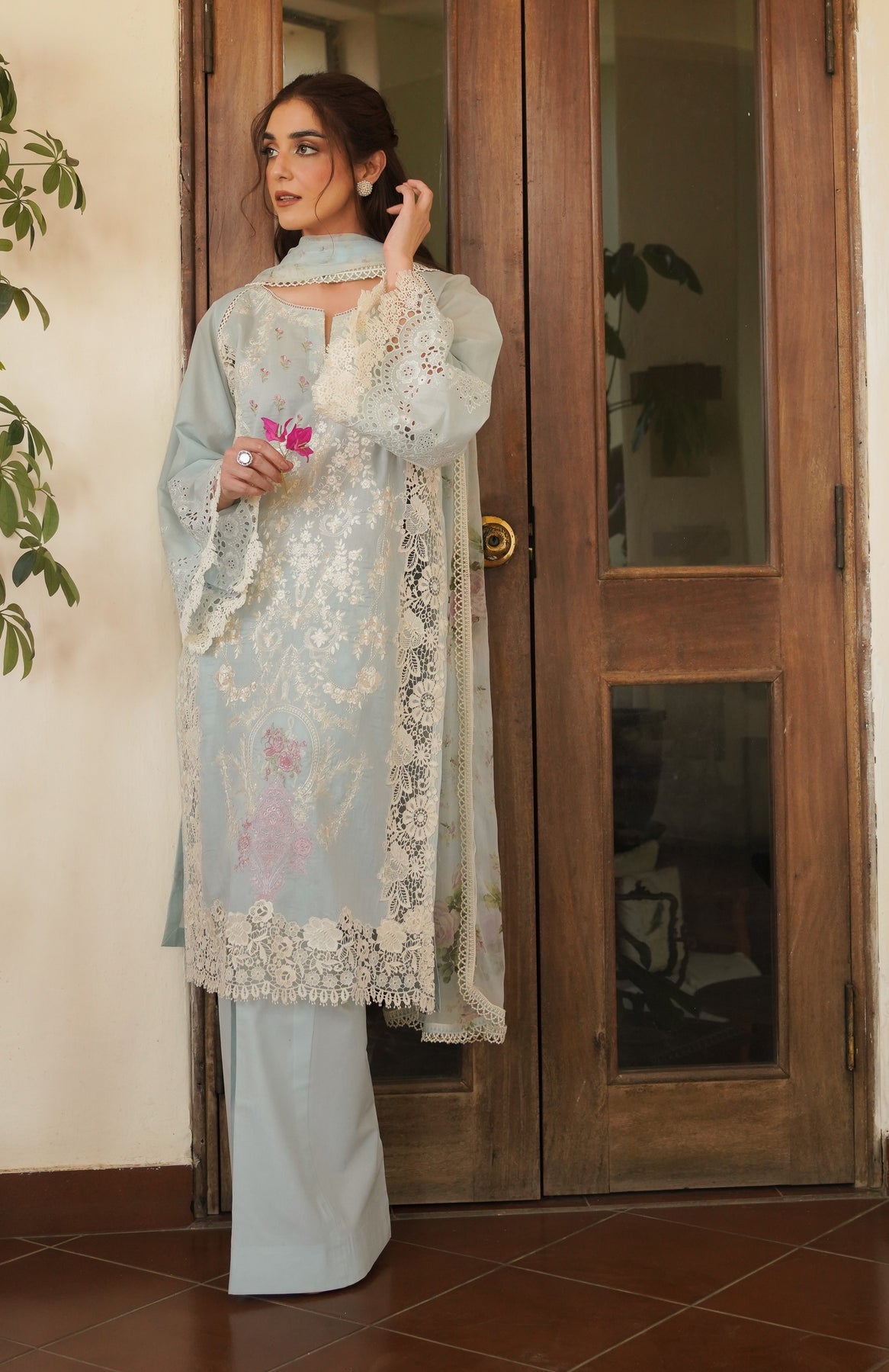 Manara Embroidered Lawn Suit Unstitched 3 Piece MNA24L ML-0X Parishay - Luxury Collection