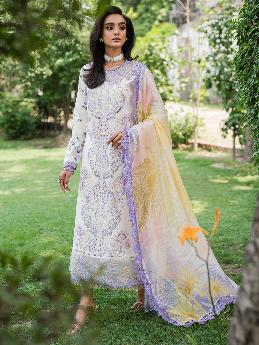 Mushq-Roheenaz Wisteria Summer Lawn - FATEMEH