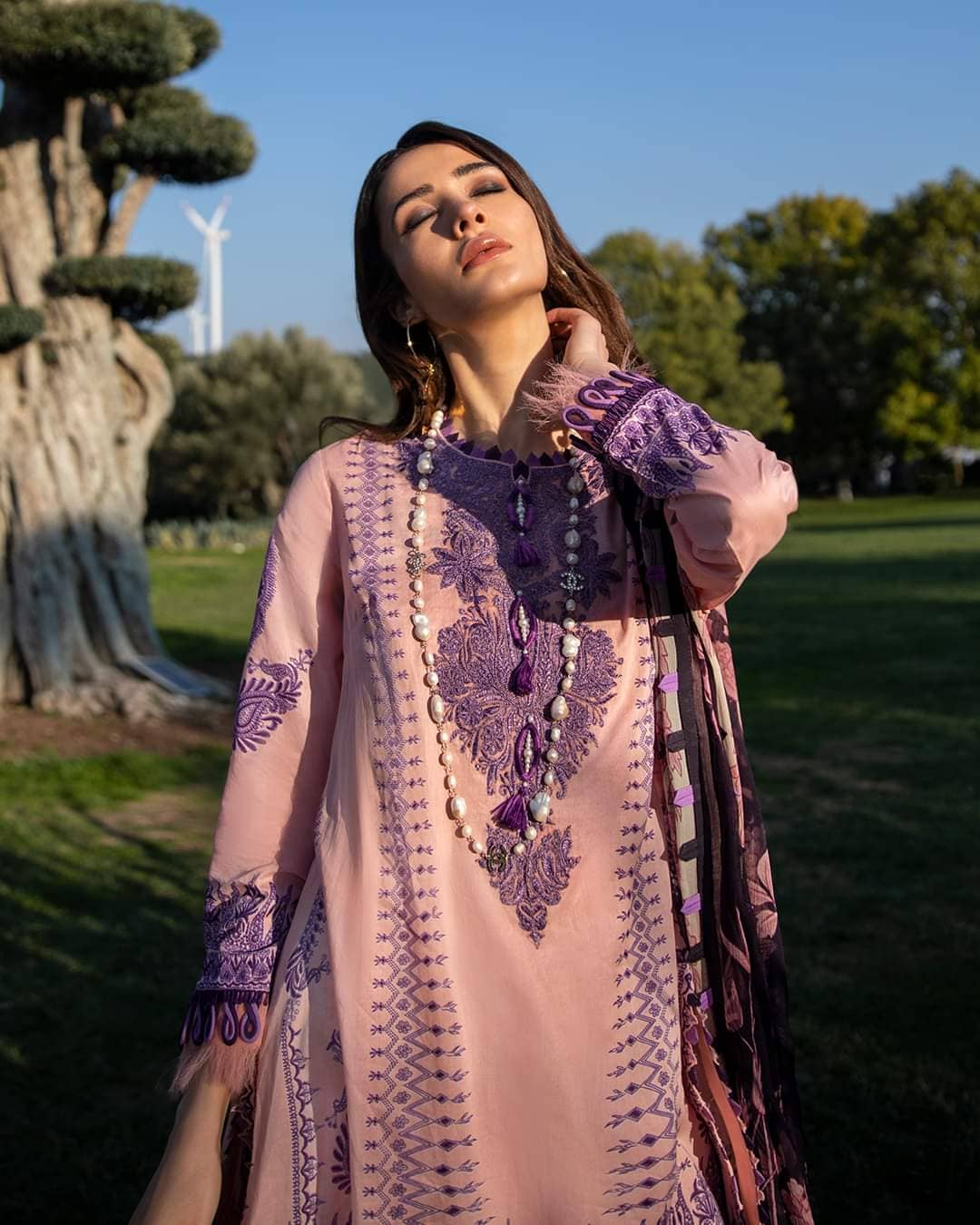 Sana Safinaz Luxury Muzlin Lawn Embroidered - 2A