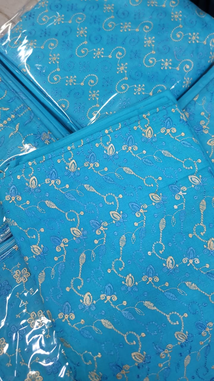 Lawn Embroidered 3pc Suit Unstitched / Lawn Embroidered Dupatta - 10