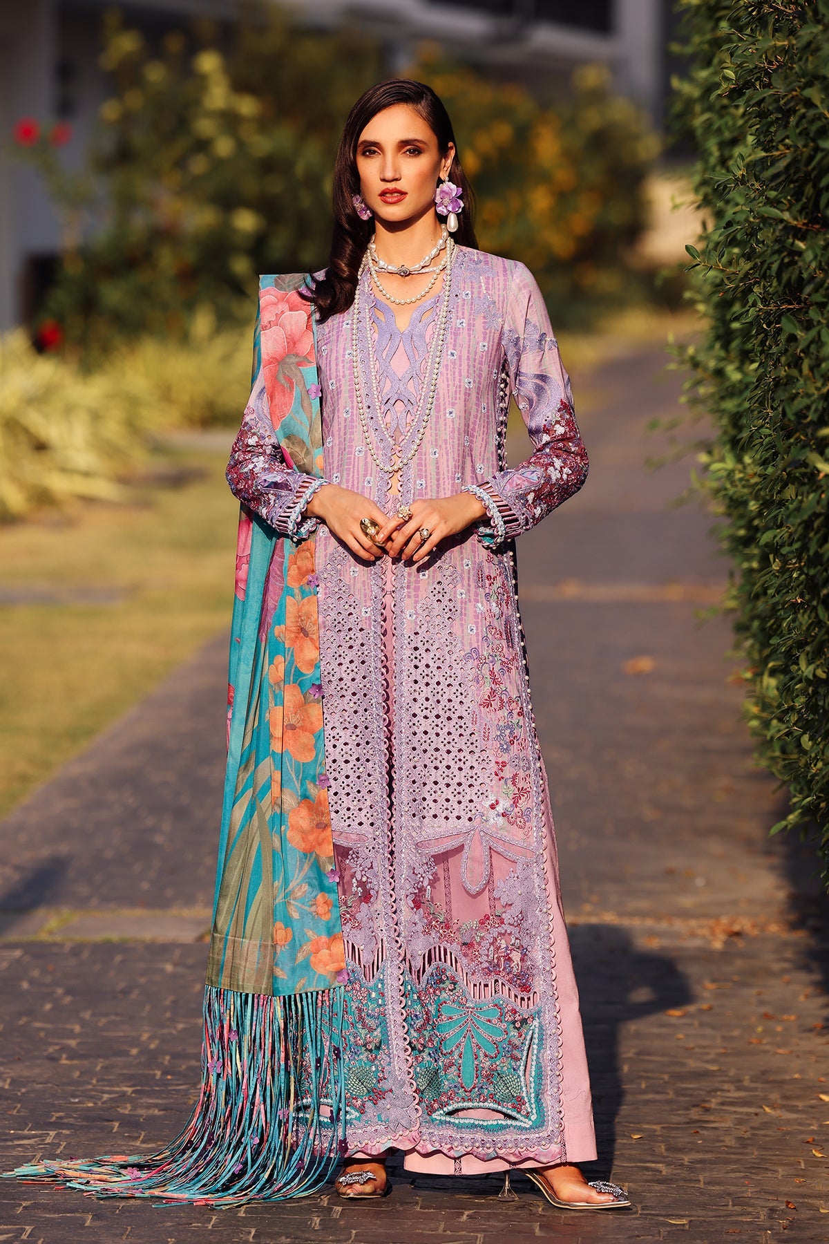 Afrozeh Embroidered Lawn Suits Unstitched 3 Piece AF25UL25 D-08 Chrysa - Luxury Collection