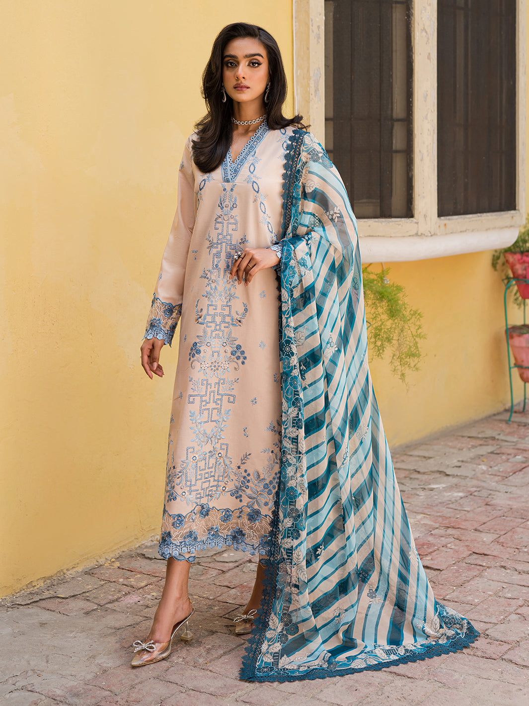 Mushq-Roheenaz Wisteria Summer Lawn - FARIBA