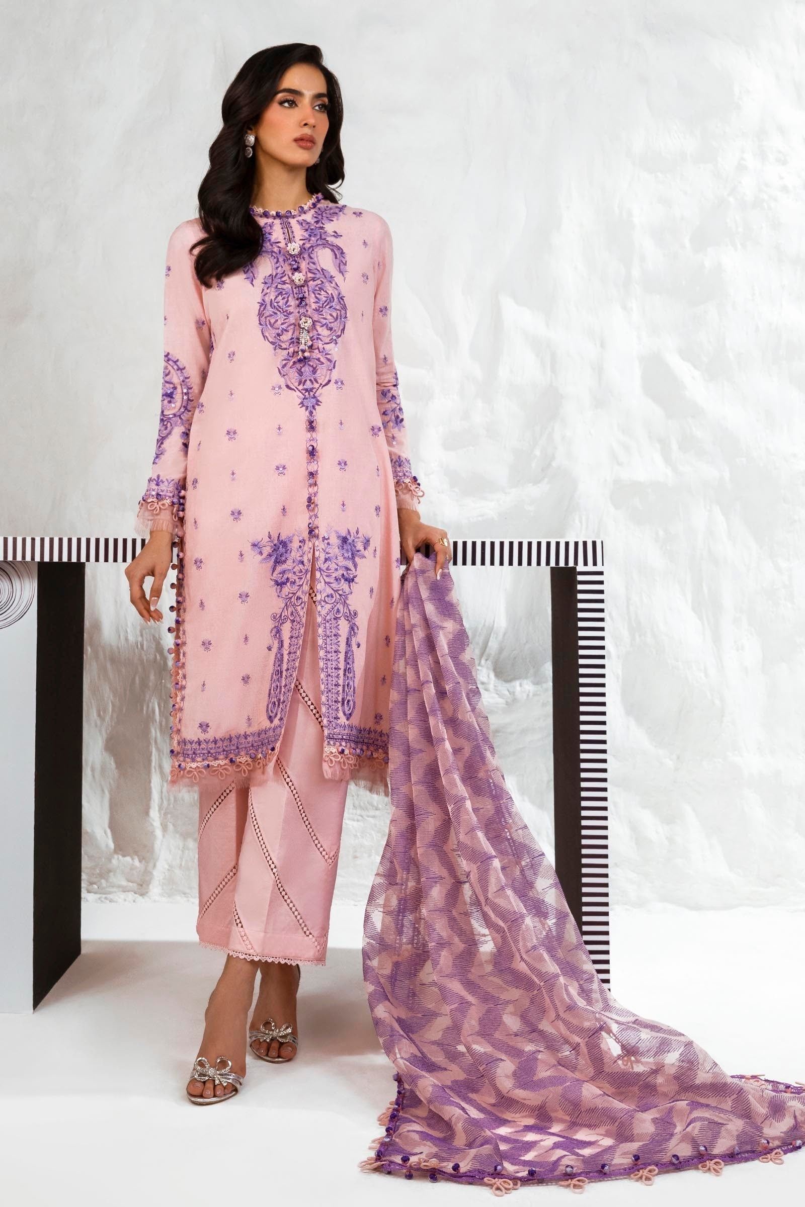 Sana Safinaz Luxury Muzlin Lawn Embroidered - M242-009B-CT-