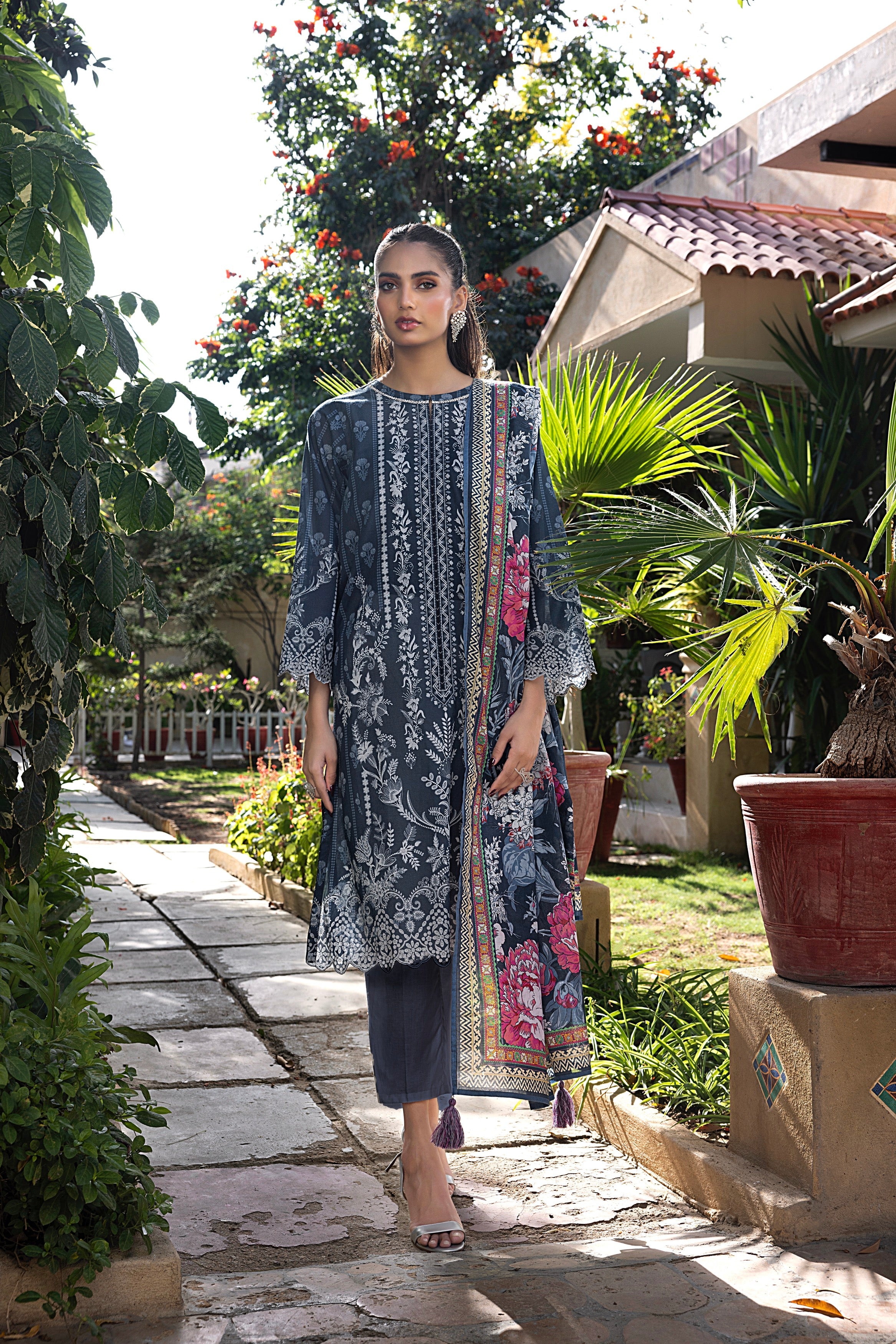LSM-Lakhany Luxury Zari Print Collection - LG-MM-0118