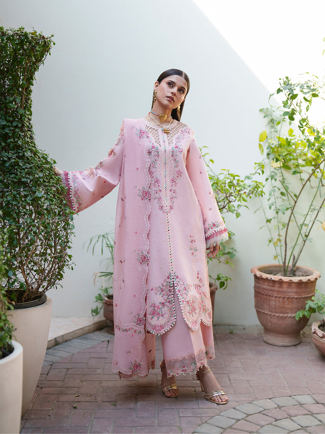 Heritage Dore by Bin Ilyas Unstitched Embroidered Lawn 3 Piece Suit BI26UHD 17-6B - Summer Collection