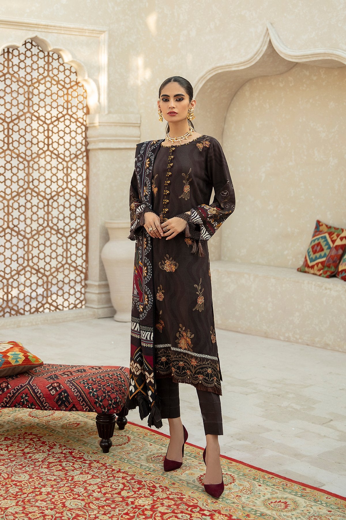 FARASHA LINEN EMBROIDERED'21 - Sienna