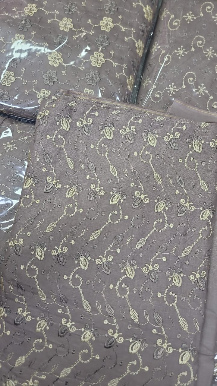 Lawn Embroidered 3pc Suit Unstitched / Lawn Embroidered Dupatta - 11