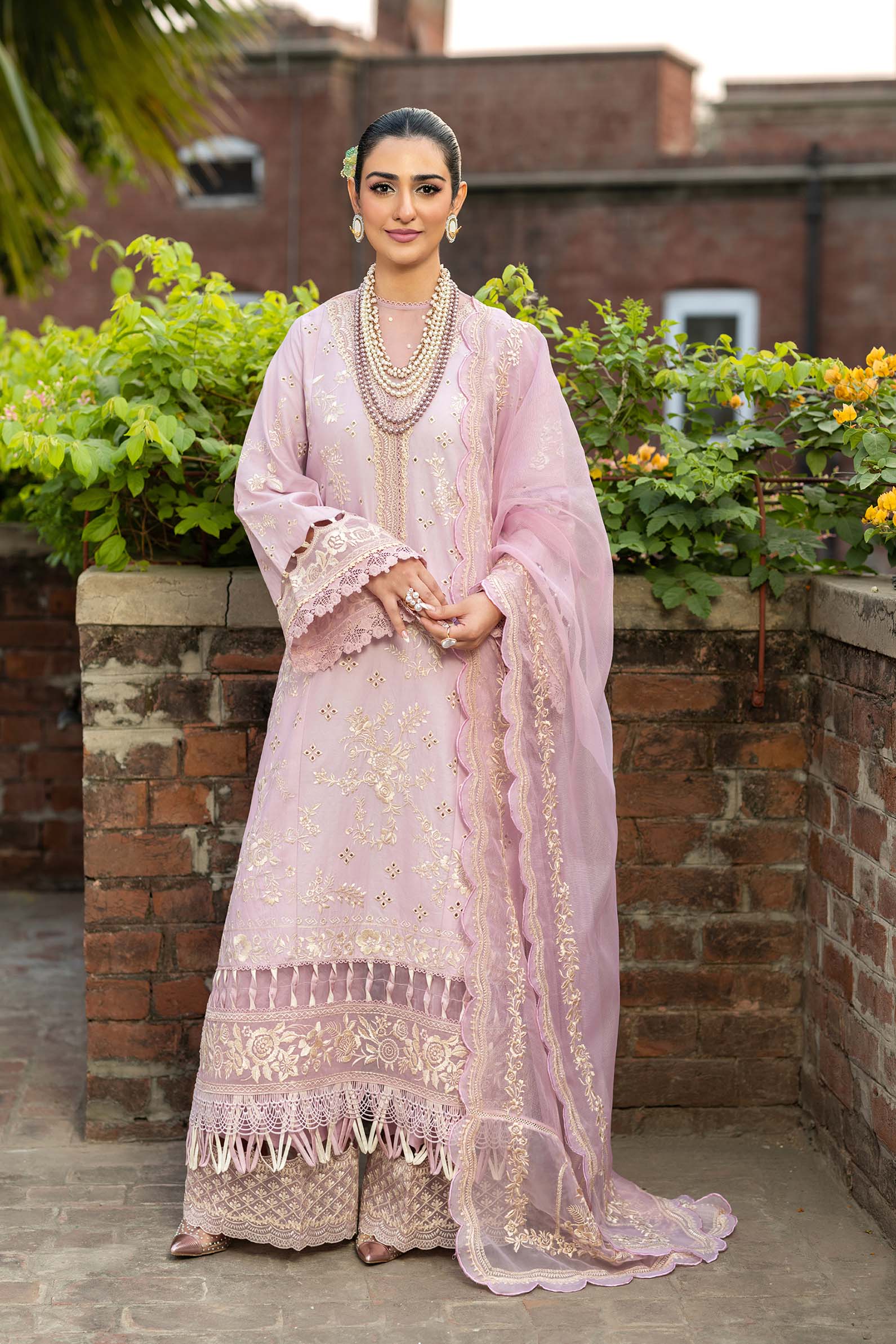 Maryum Hussain Embroidered Lawn Suit Unstitched 3 Piece MH25LL D-08 Samar - Summer Collection