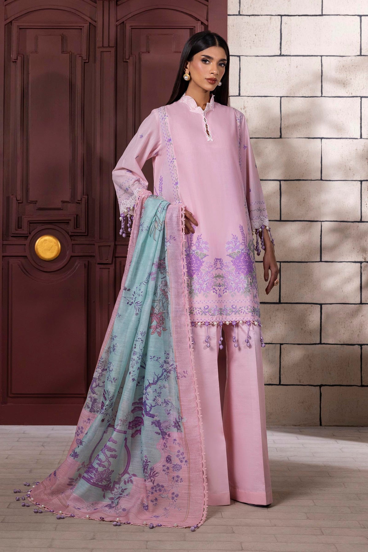 Sana Safinaz Luxury Muzlin Embroidered Lawn – M251-012B-3CS