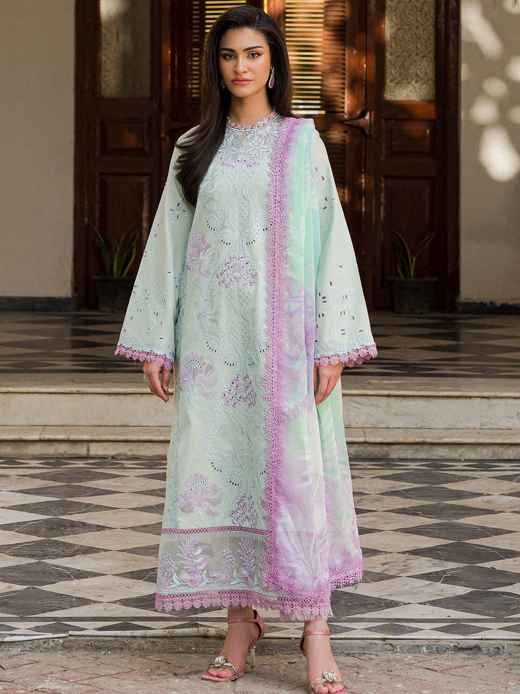 Mushq-Roheenaz Wisteria Summer Lawn - MARYAM (MANU PARI)