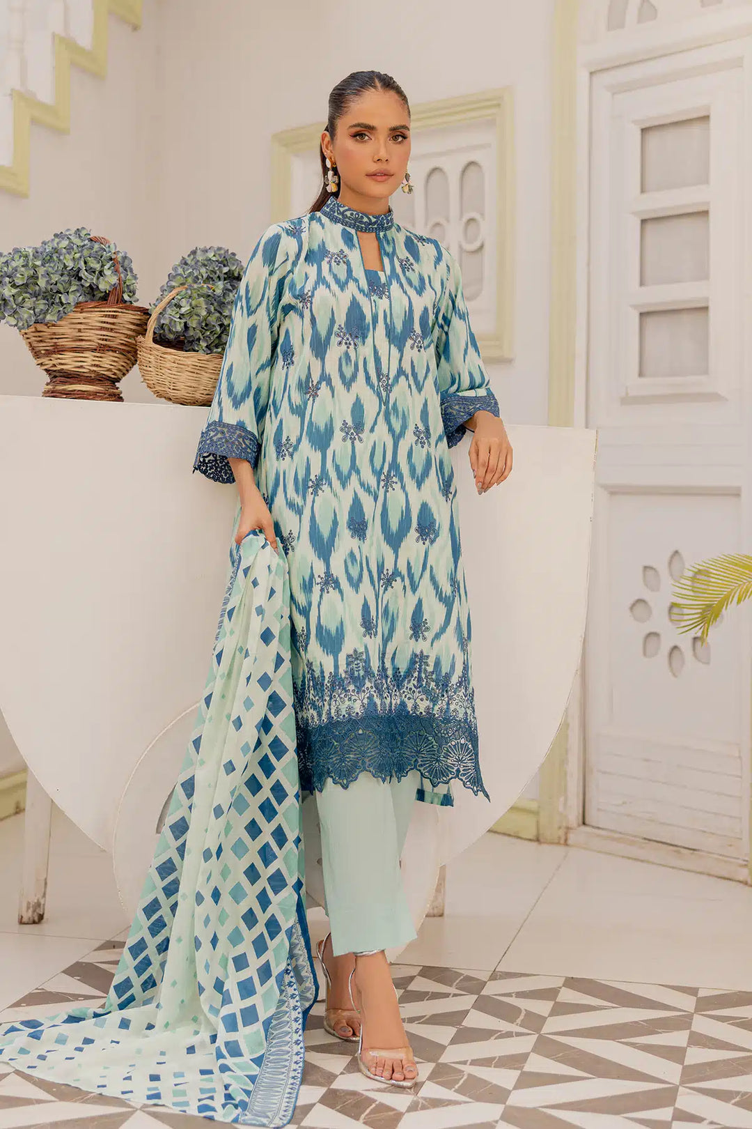 Motifz - Soha Lawn Embroidered Suits Unstitched 3 Piece M25-4761-Uswa - Lawn Collection