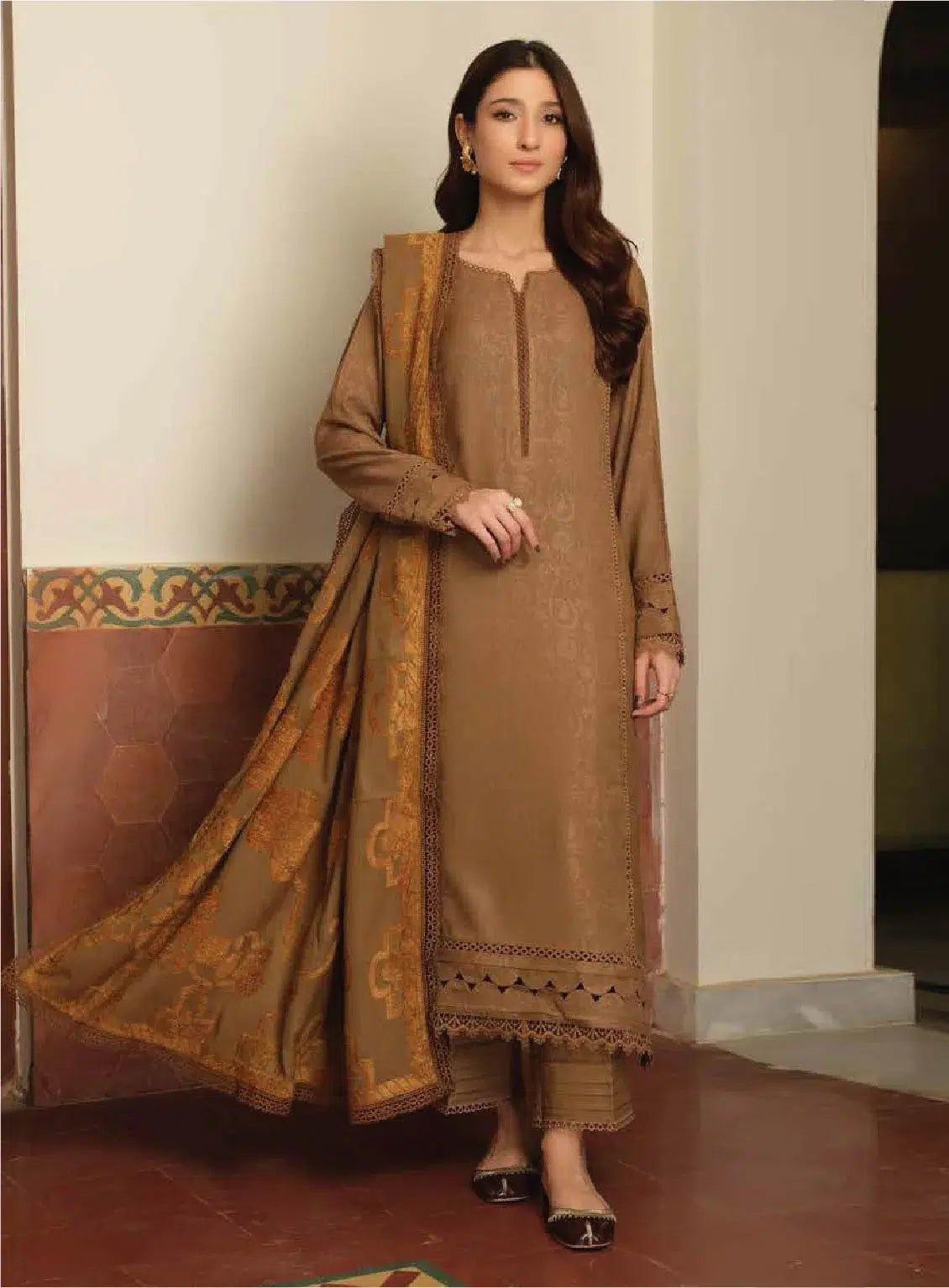 Tehzeeb by Riaz Arts Self Jaquard Leather Peach With Velvet Jaquard Shawl - TL-332