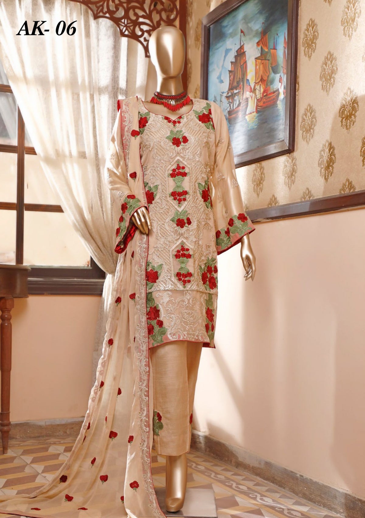 URBAN QUEEN - 06 BEIGE CHIFFON