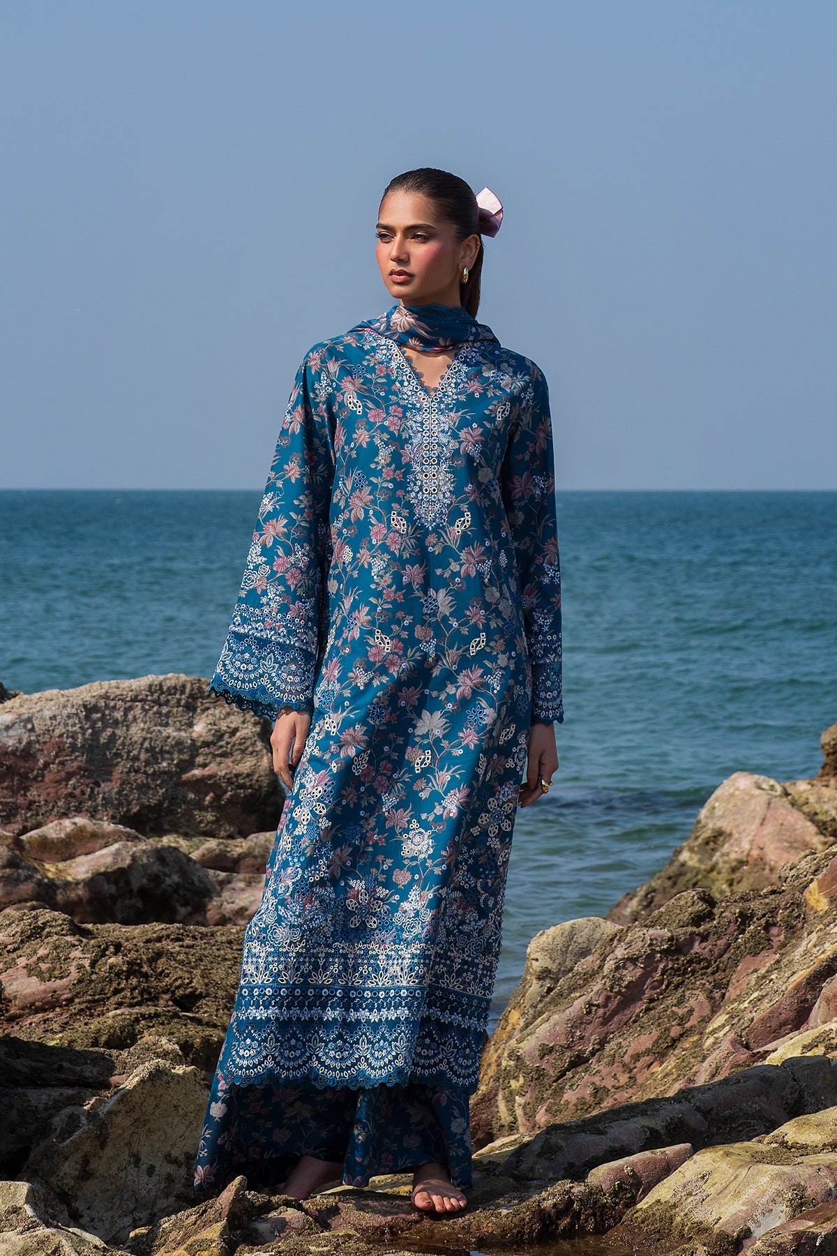 Endless by Afrozeh Embroidered Lawn Suits Unstitched 3 Piece AF25ES D-08 Noa - Summer Collection