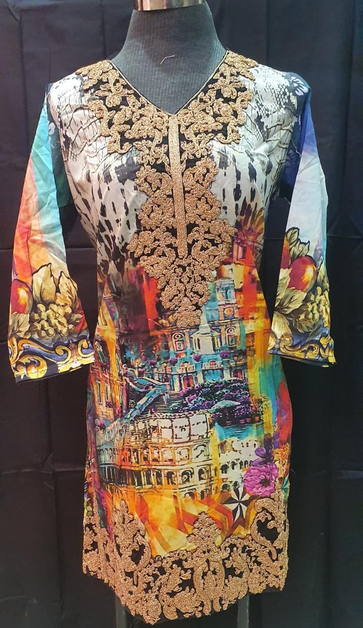 Stitched Zoya Didi Lawn Embroidered Kurti - 17 (Size-Large)
