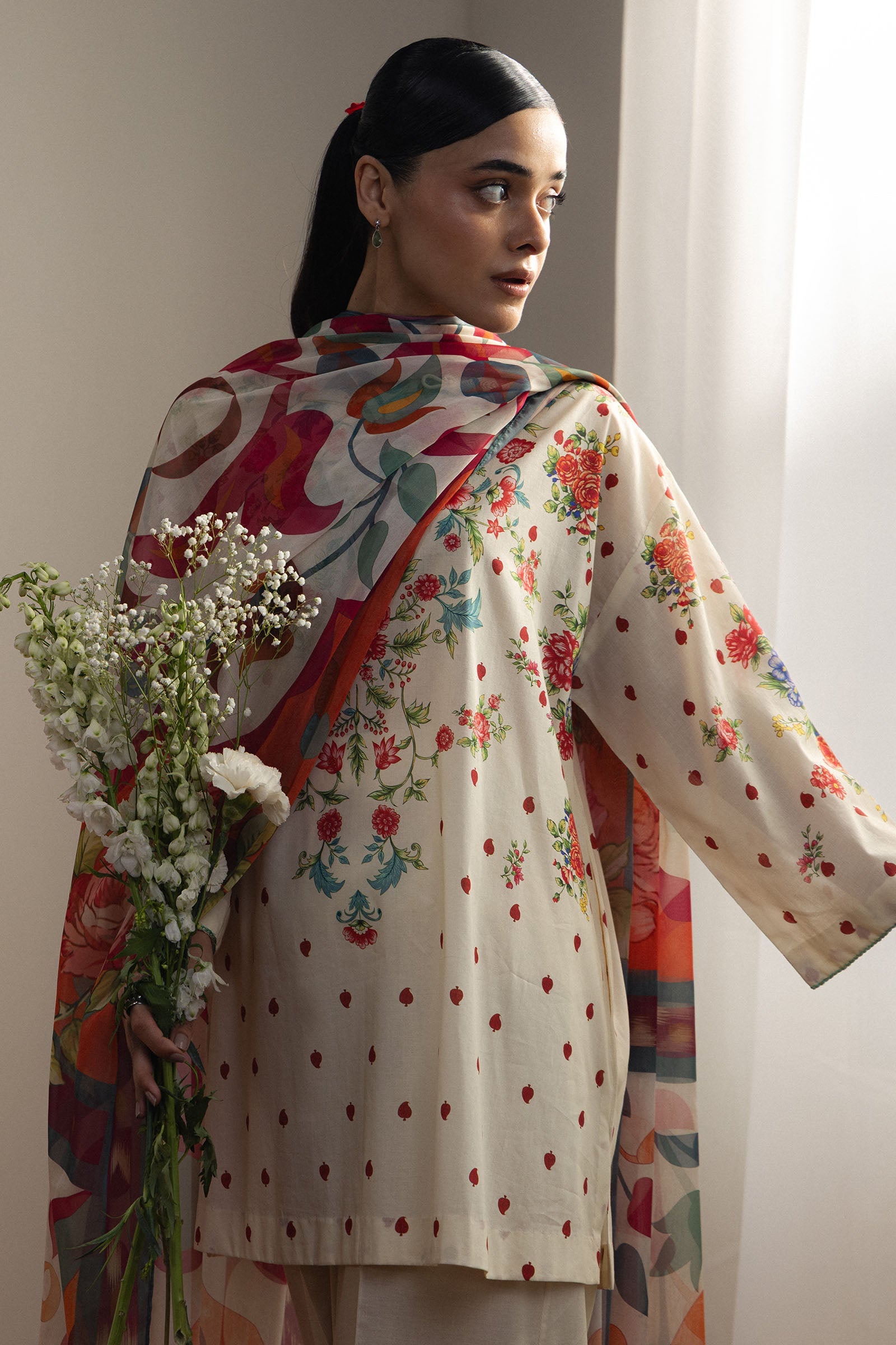 Coco by Zara Shahjahan Unstitched Printed Lawn 3 Piece Suit CZS26ULV AKI-6A – Summer Collection