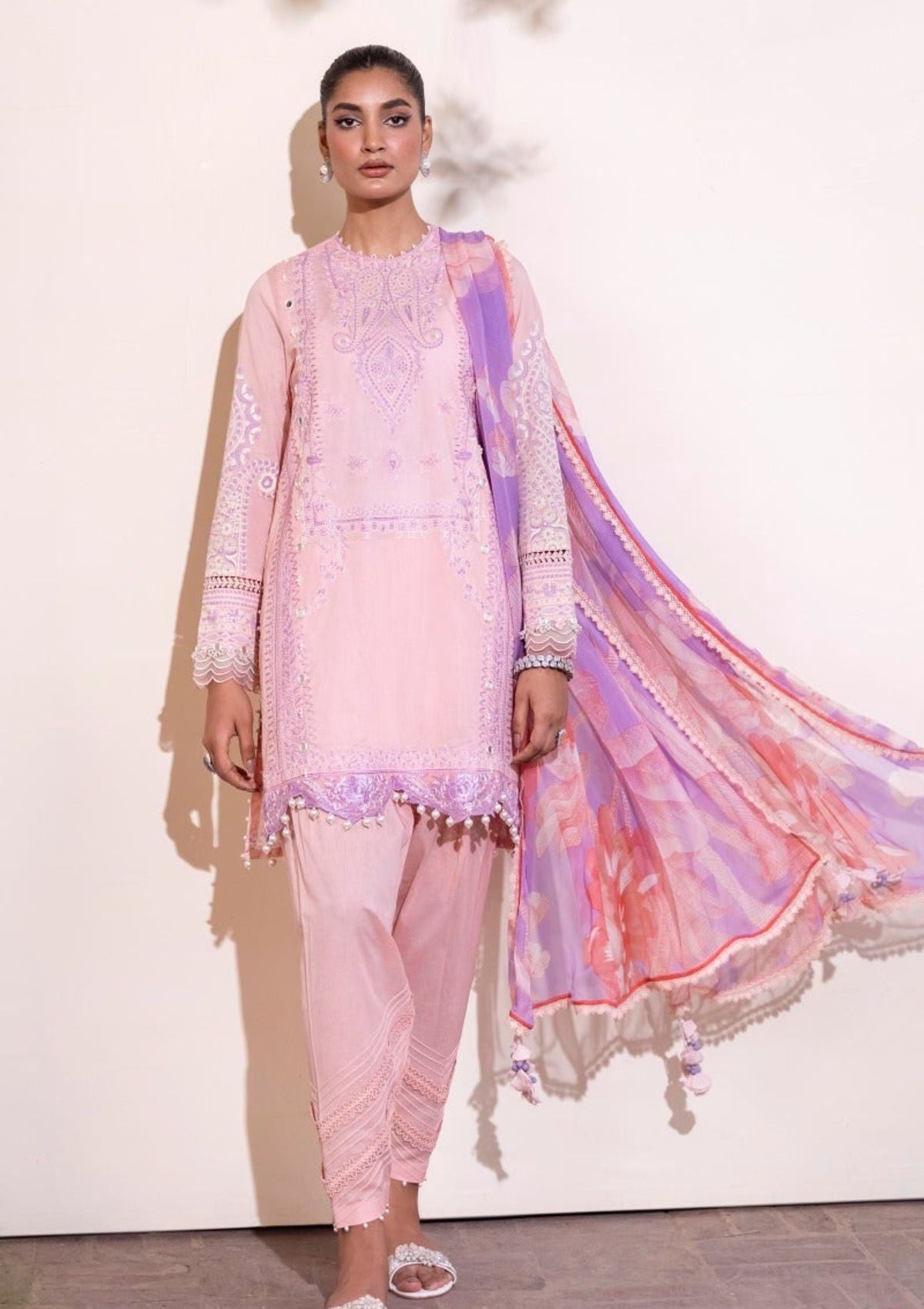 Sana Safinaz Luxury Muzlin Lawn Embroidered - 19-A