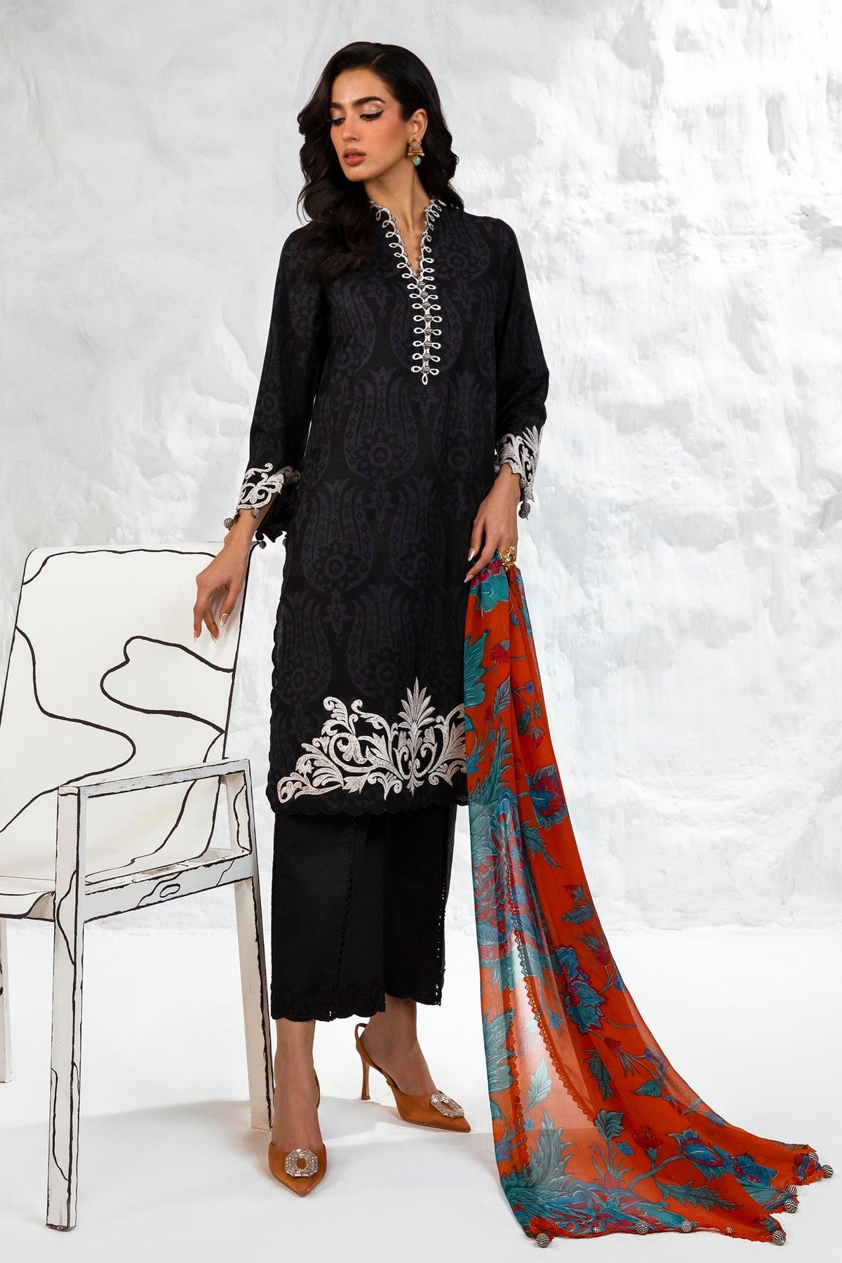 Sana Safinaz Luxury Muzlin Lawn Embroidered - M242-003A-CI