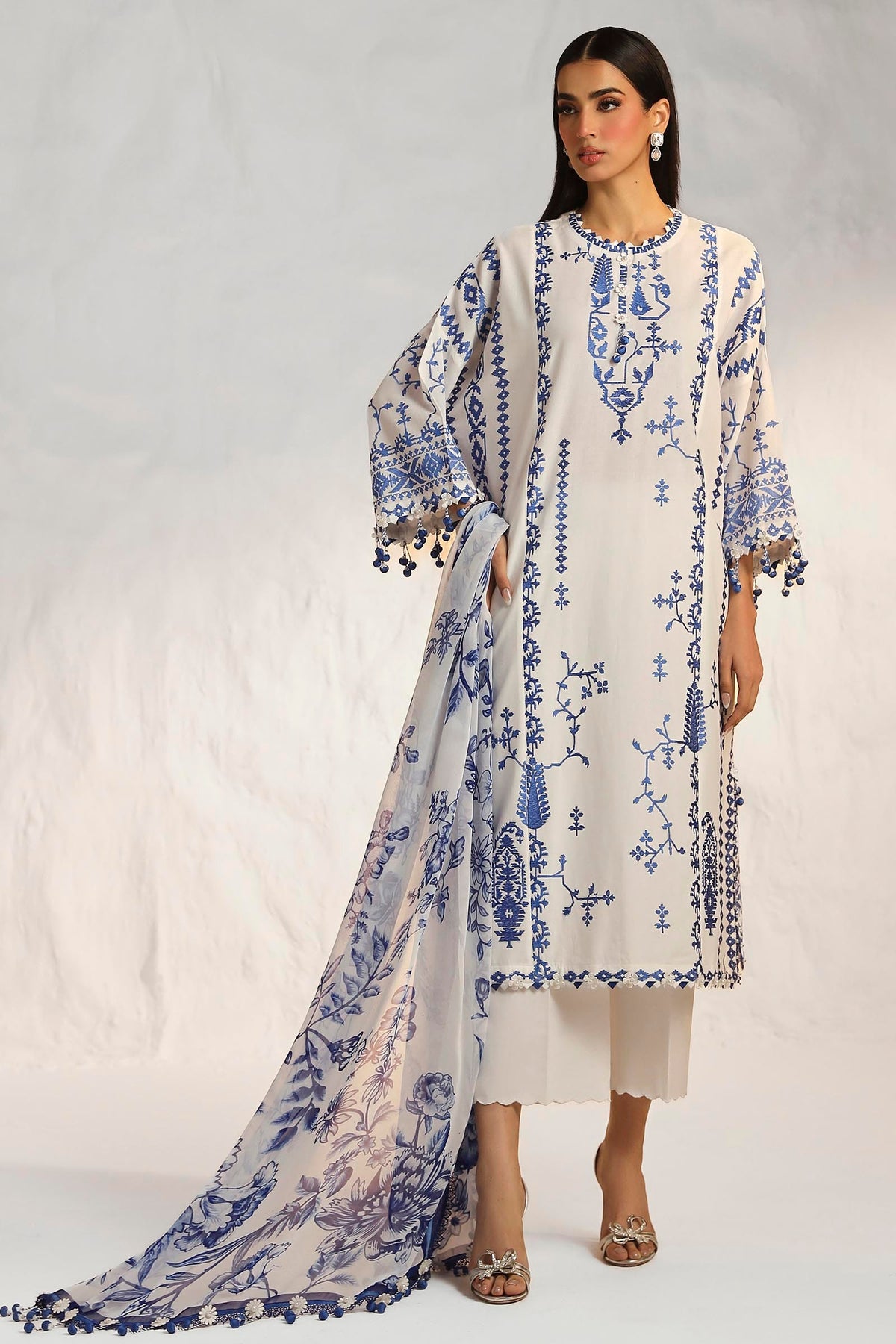 Sana Safinaz Luxury Muzlin Lawn Embroidered - M242-017A-CJ