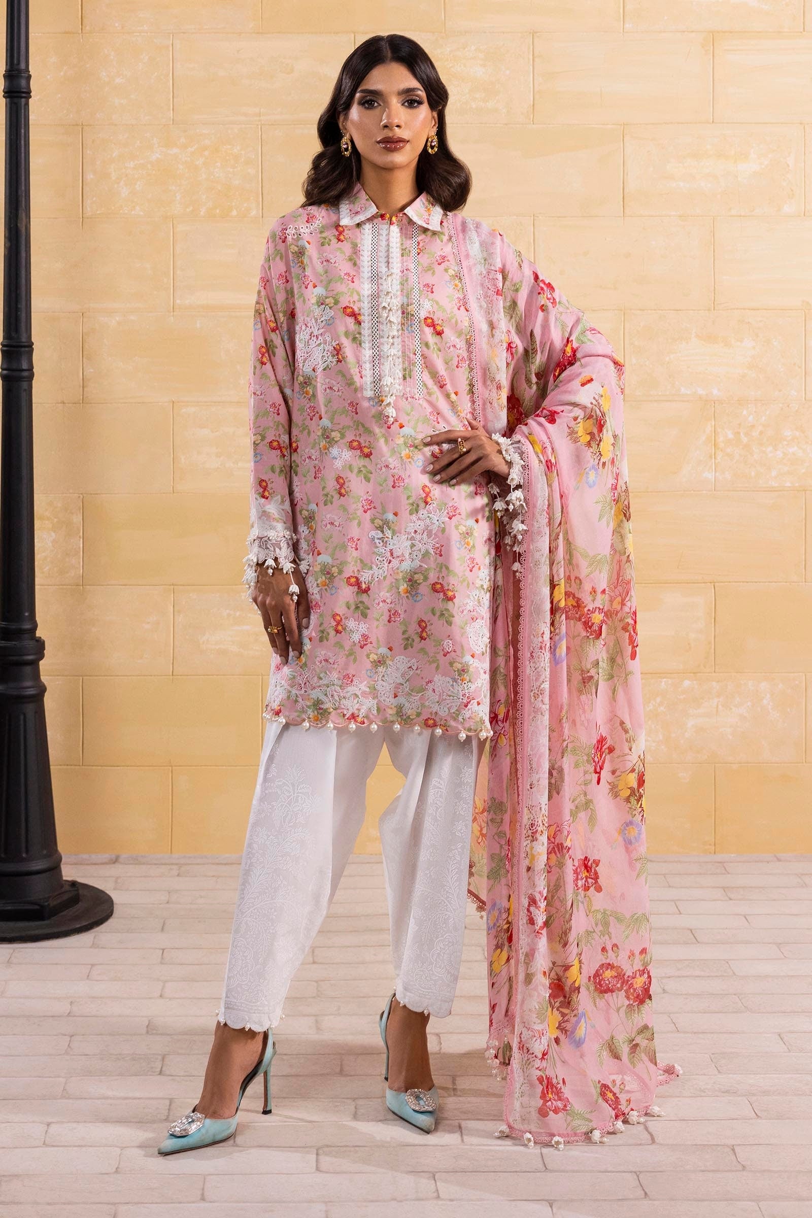 Sana Safinaz Luxury Muzlin Embroidered Lawn – M251-007A-3CS