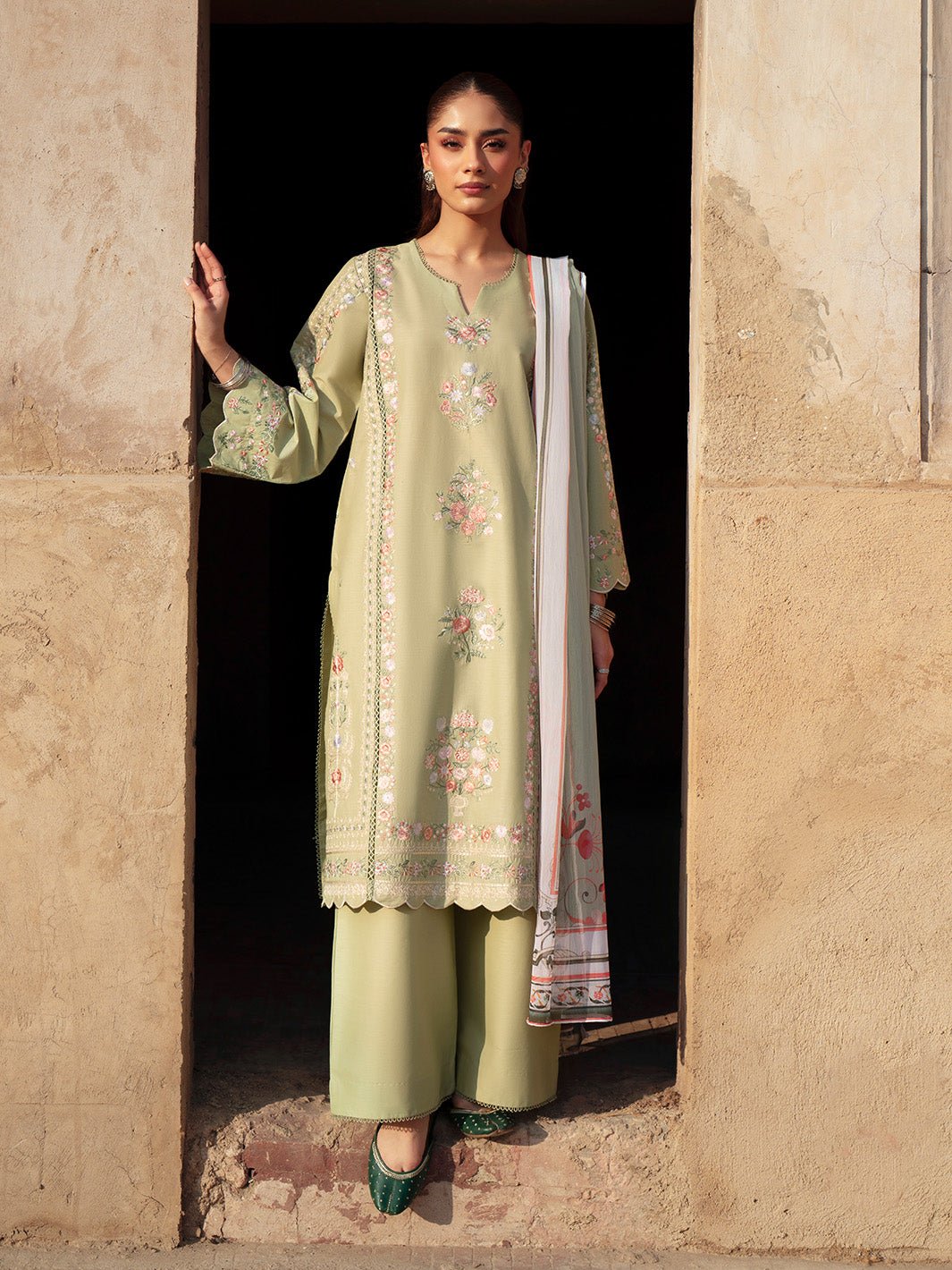 Deyar - Rumi Luxury Unstitched Embroidered Lawn 3 Piece Suit - Naqsh – Summer Collection